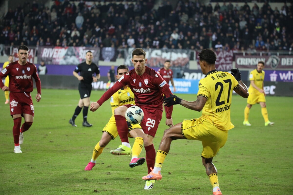 Φιλί-ζωής (1-0) με Σαγκάλ